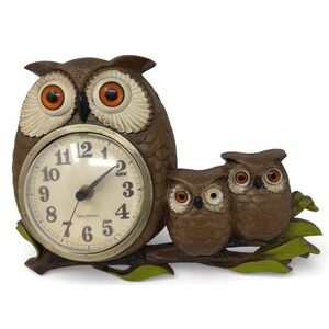 Vintage 1972 Burwood New Haven Quartz 10x13 Owl Wall Clock Works Missing Eye